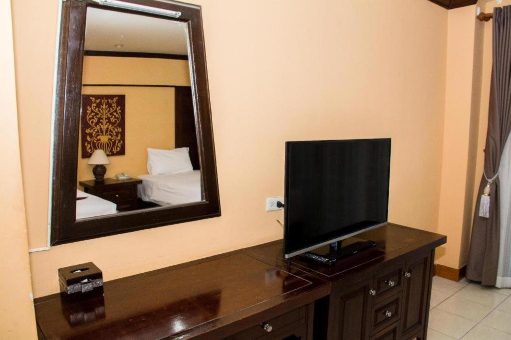 Phoomthai Garden Hotel Phrae Extérieur photo