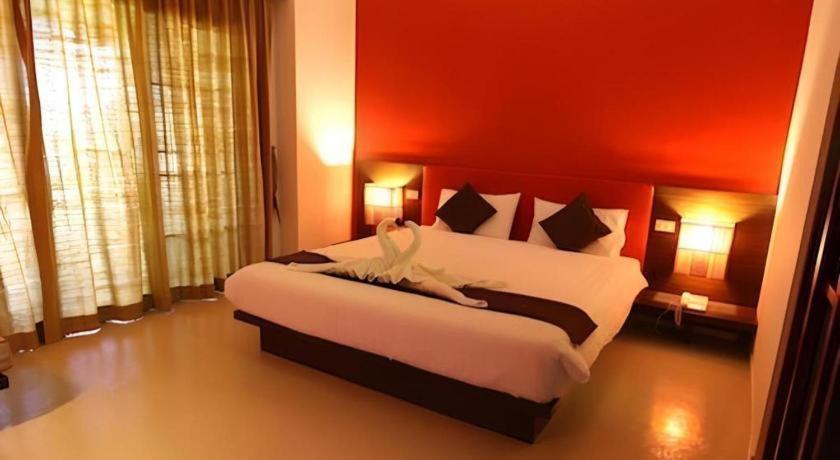 Phoomthai Garden Hotel Phrae Extérieur photo