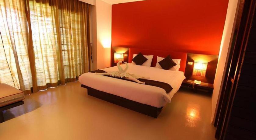 Phoomthai Garden Hotel Phrae Extérieur photo