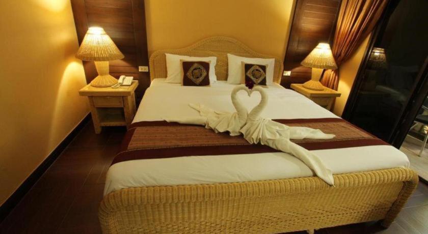 Phoomthai Garden Hotel Phrae Extérieur photo