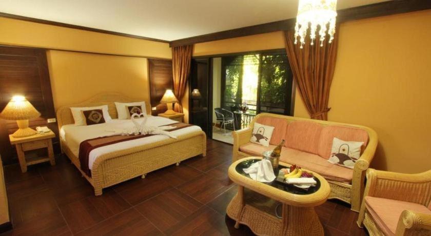 Phoomthai Garden Hotel Phrae Extérieur photo