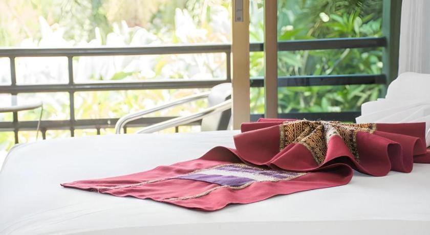 Phoomthai Garden Hotel Phrae Extérieur photo