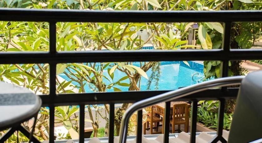Phoomthai Garden Hotel Phrae Extérieur photo